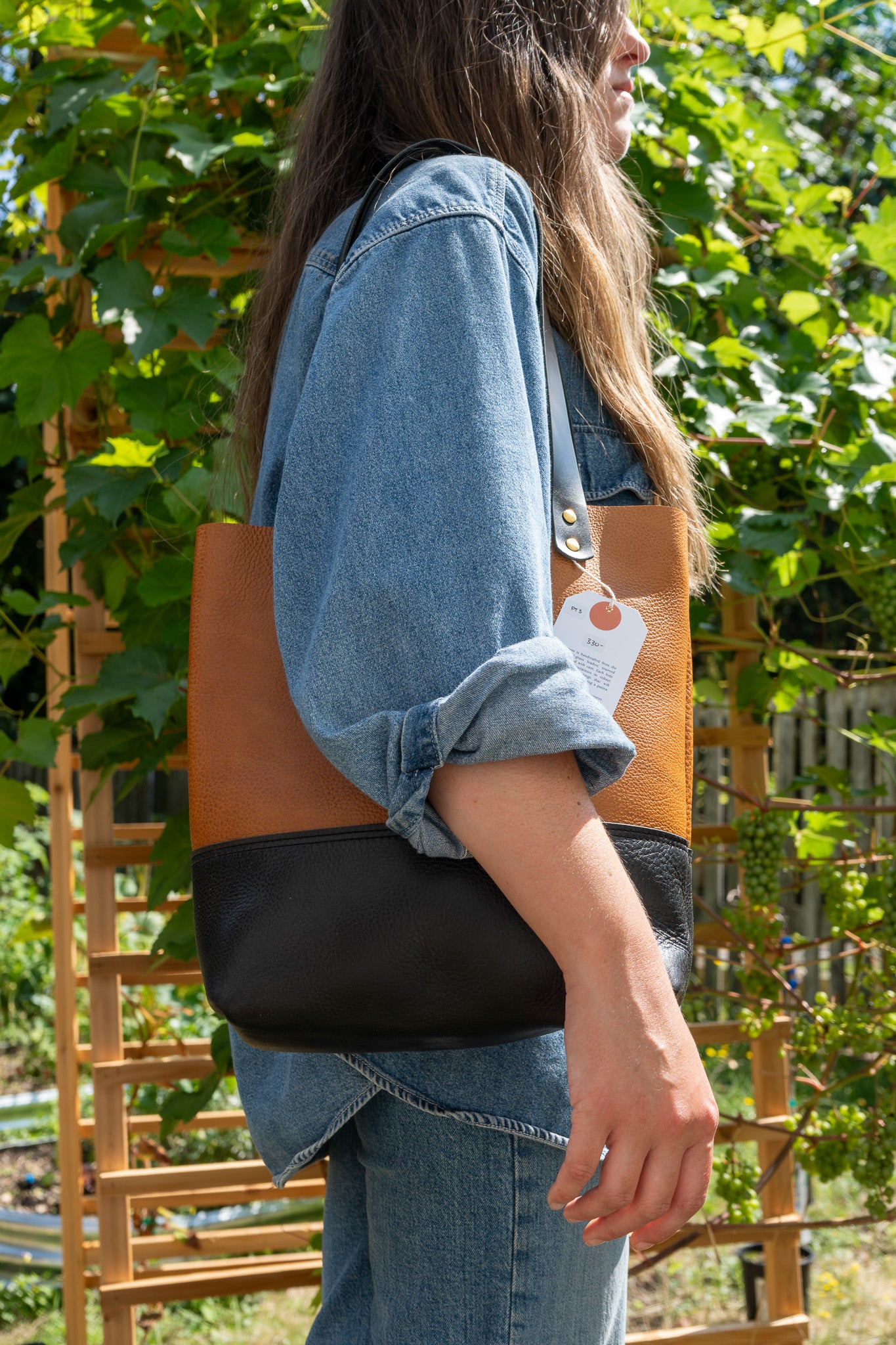 The Essential Panel Tote - Camel & Black