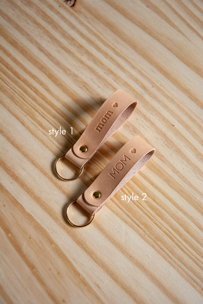 The Classic Keychain - Mom ♥